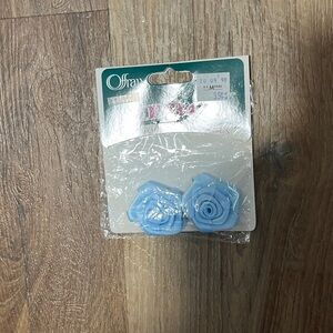 Vintage Satin Flowers Blue